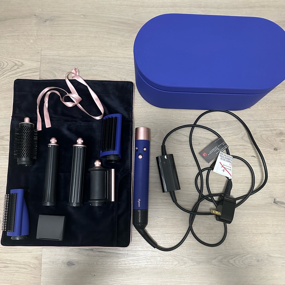 Dyson Air Wrap